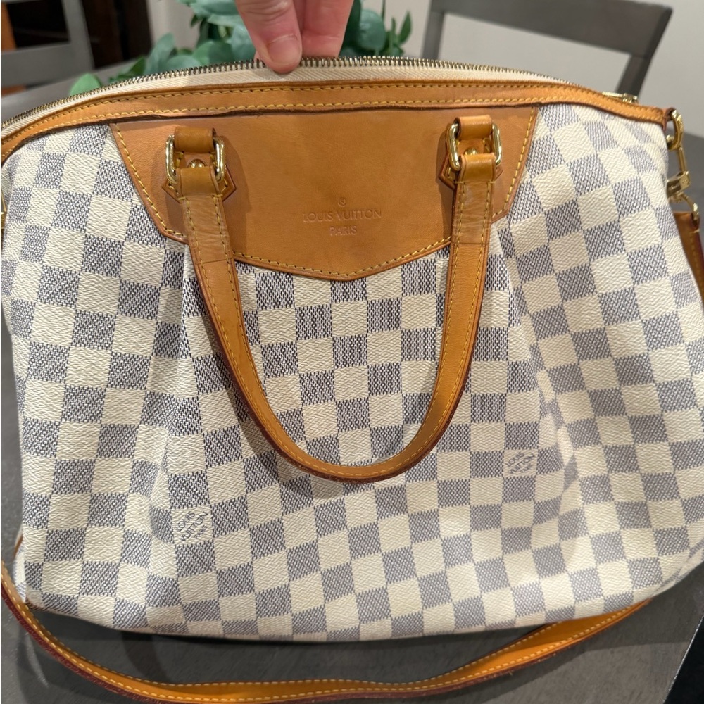Louis Vuitton Damier Azur Tivoli GM - Picture 5 of 9